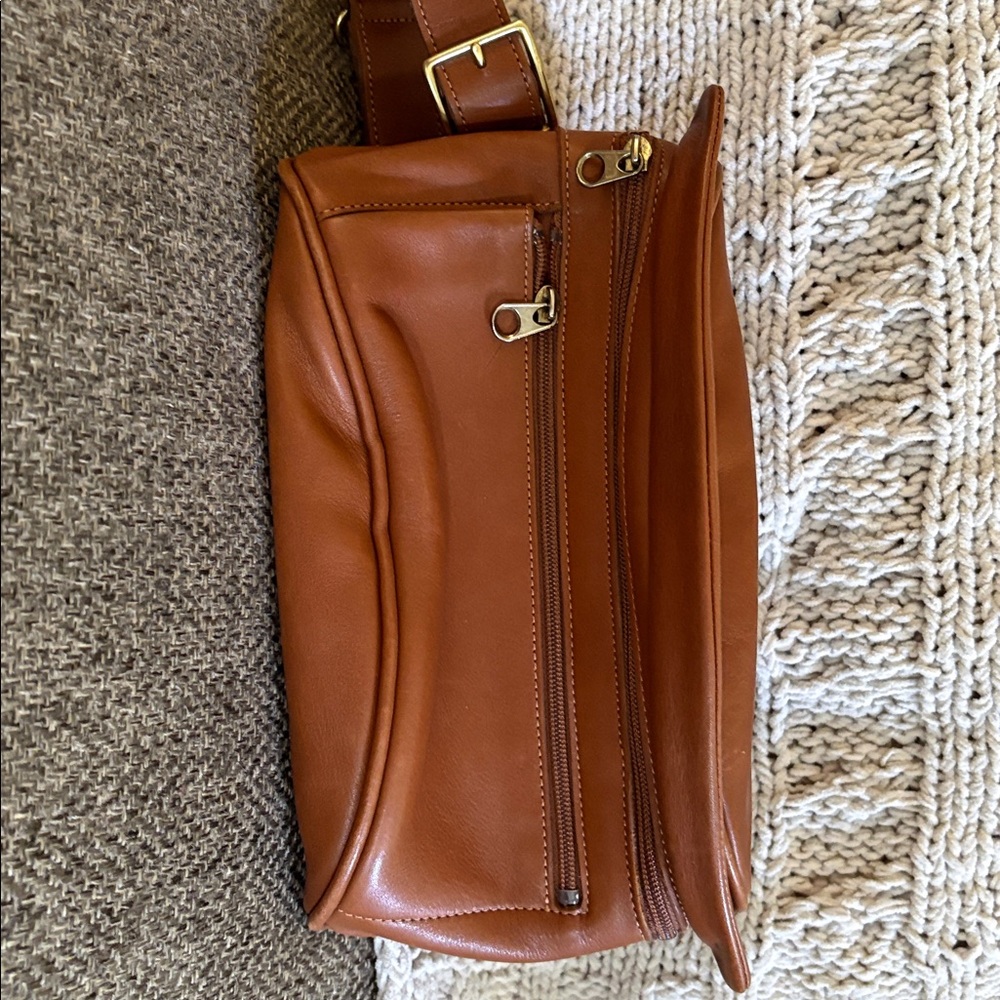 Coach Brown Leather Saddle Bag - Picture 9 of 9